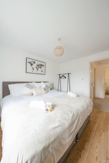 Stylish 2-Bed Home - For Company Contractor And Leisure Stays - Nec, Airport, Hs2, Contractors, Resort World Birmingham Buitenkant foto