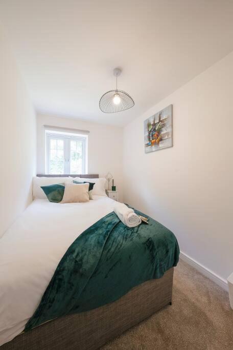 Stylish 2-Bed Home - For Company Contractor And Leisure Stays - Nec, Airport, Hs2, Contractors, Resort World Birmingham Buitenkant foto